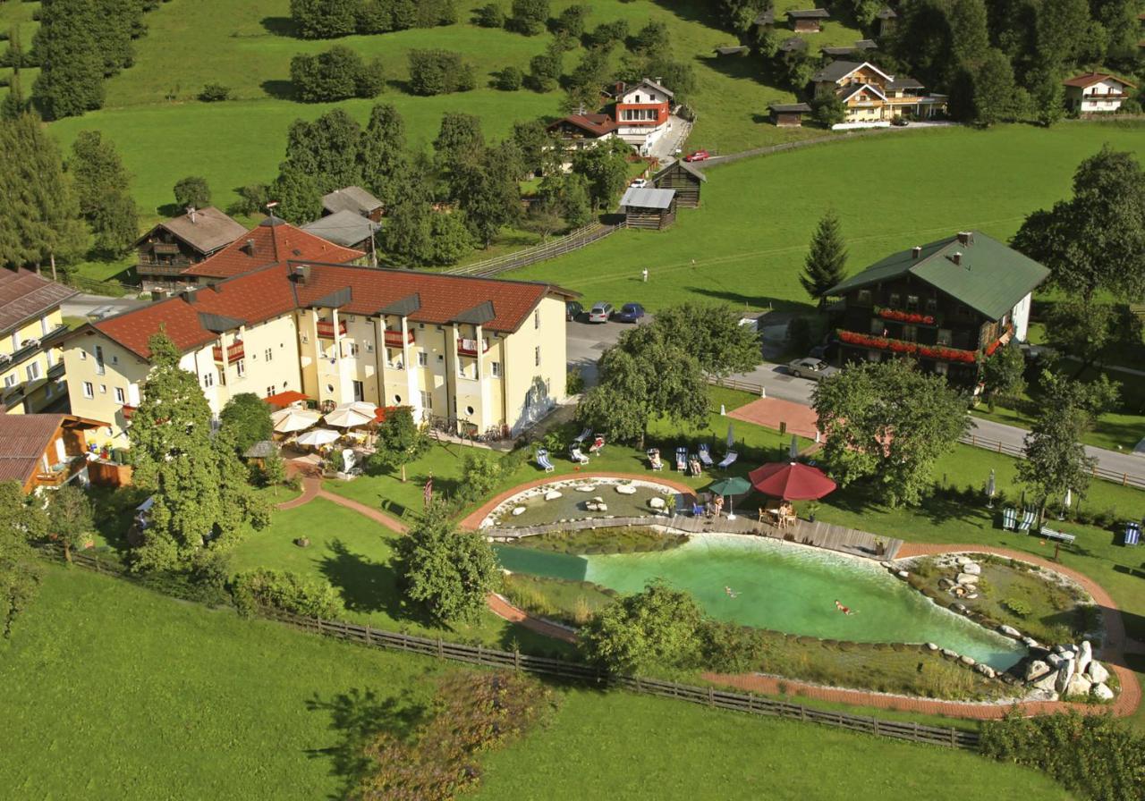 Lerchs Landhotel Санкт Йохан им Понгау Екстериор снимка